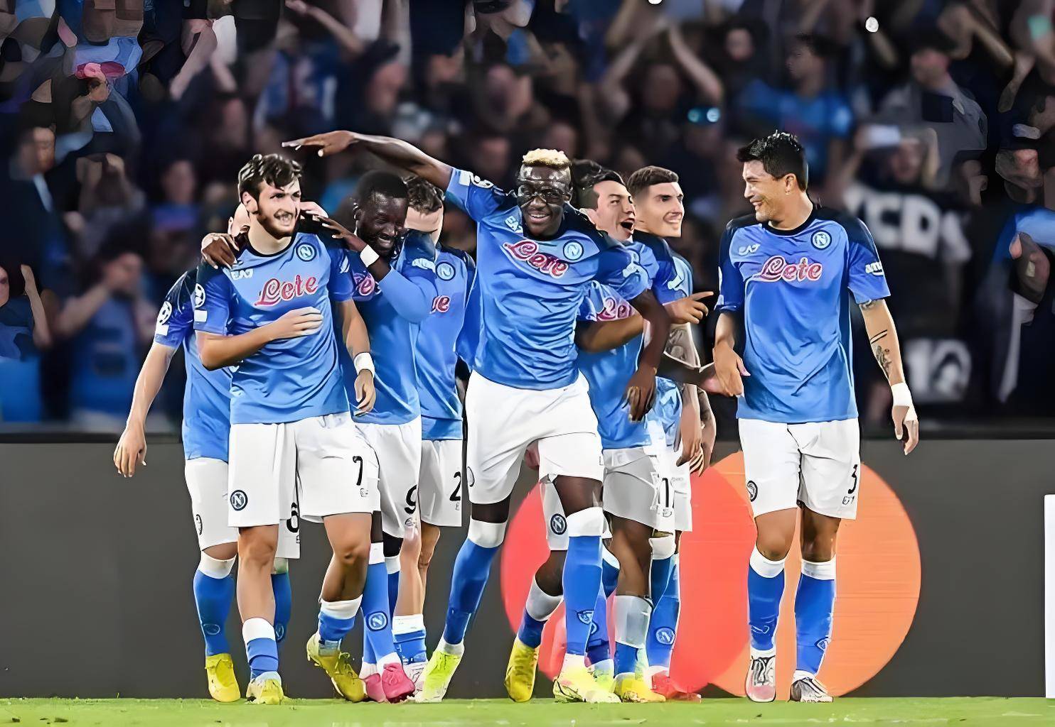 关于那不勒斯主场大胜，逐步加强比赛实力的信息