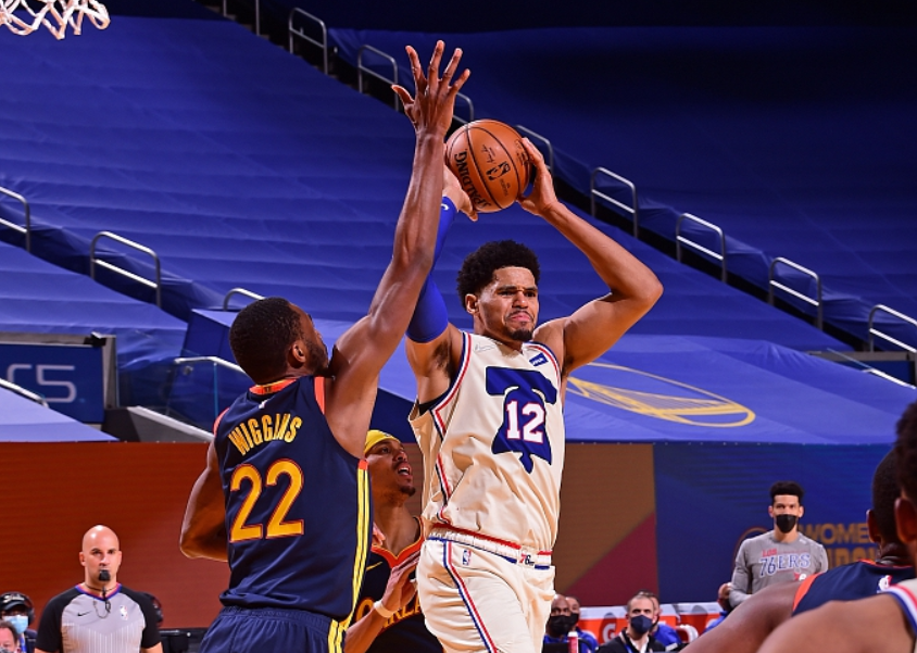 关于勒沃库森神奇逆转奥格斯堡，完成惊险逆转的信息