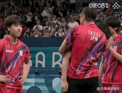 日本队绝杀瑞典队,张本智和点燃赛场 日本队绝杀瑞典队,张本智和点燃赛场